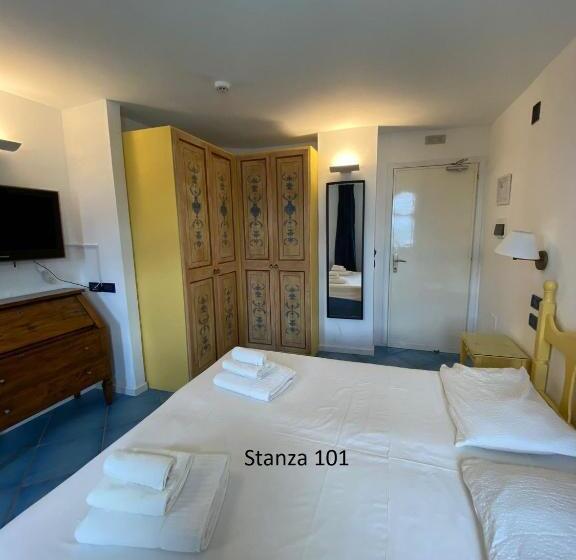 חדר סטנדרט נוף לבריכה, Il Gabbiano Palinuro