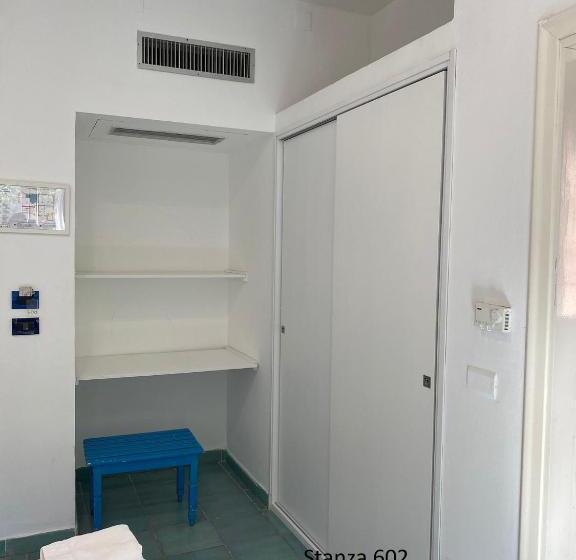 חדר אקונומי, Il Gabbiano Palinuro