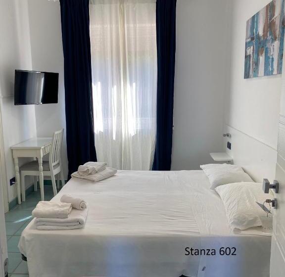 חדר אקונומי, Il Gabbiano Palinuro