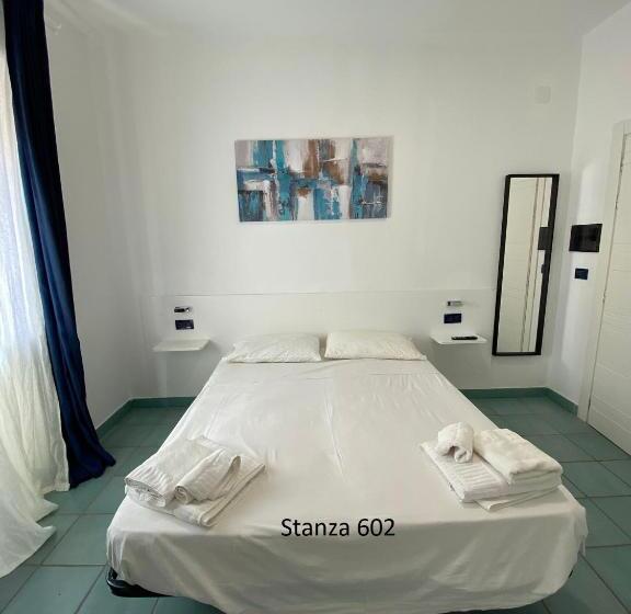 חדר אקונומי, Il Gabbiano Palinuro