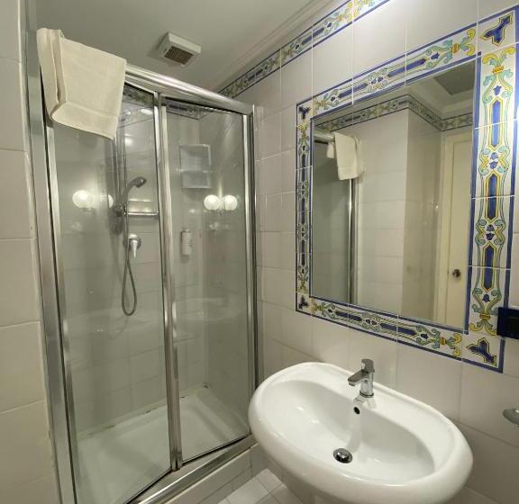 חדר סטנדרט לשלושה עם מרפסת, Il Gabbiano Palinuro