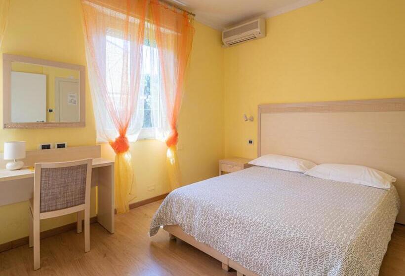 Трежместный Номер Economy, Il Nido