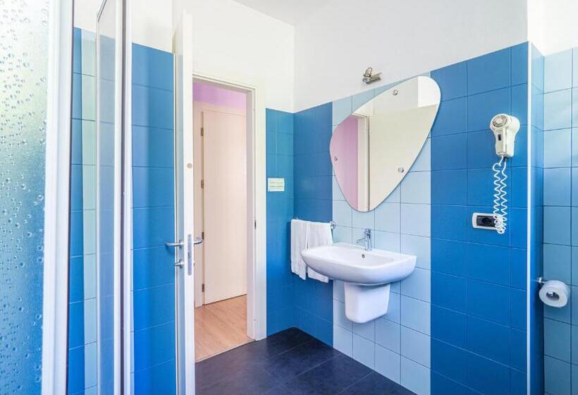 Трежместный Номер Economy, Il Nido