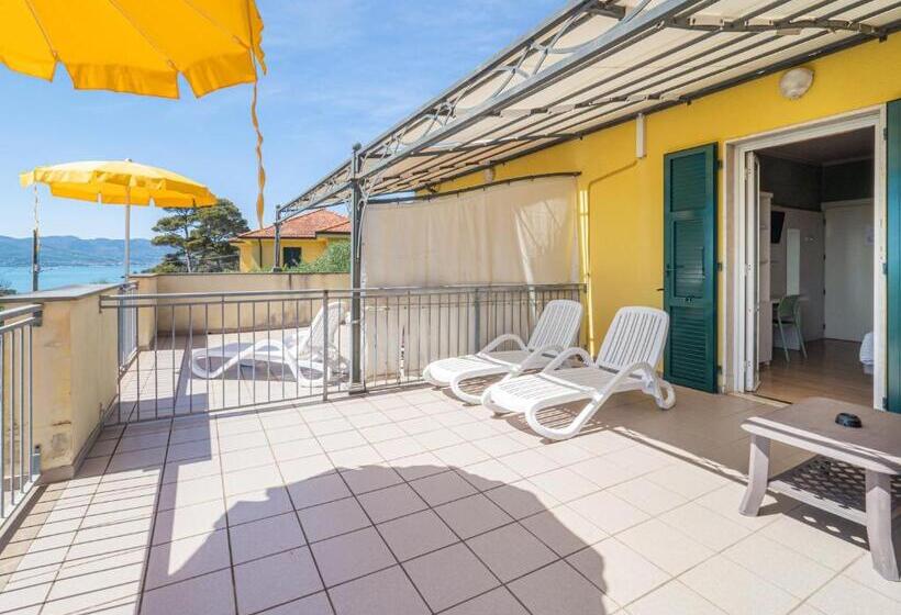 Номер Стандарт Вид на Море, Il Nido