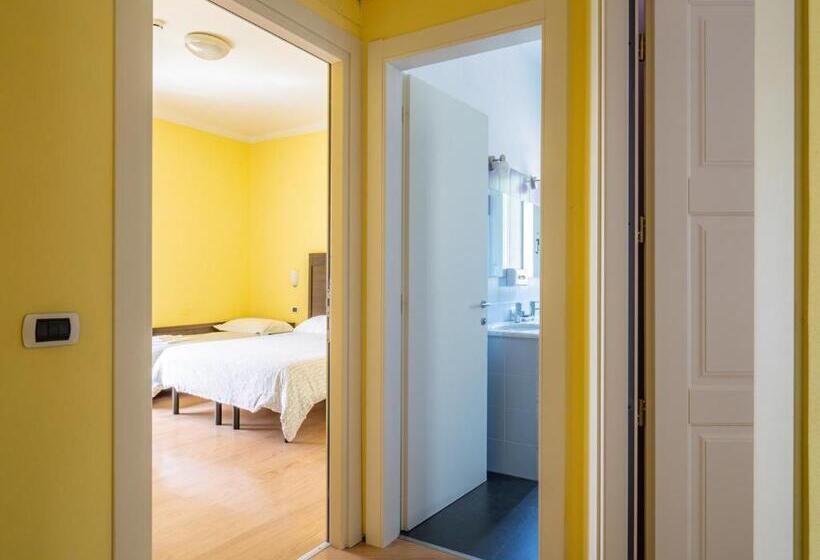 Семейный Номер Вид на Море, Il Nido