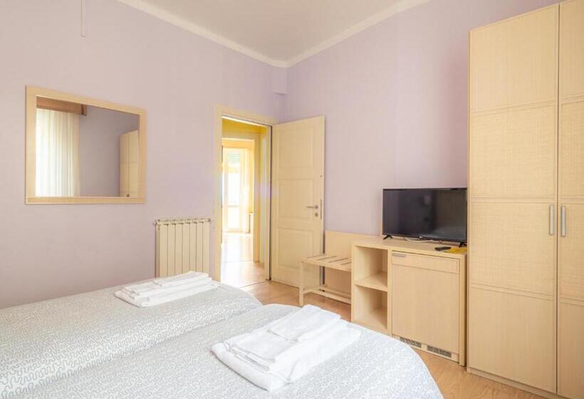 Семейный Номер Вид на Море, Il Nido