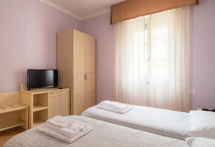 Семейный Номер Вид на Море, Il Nido