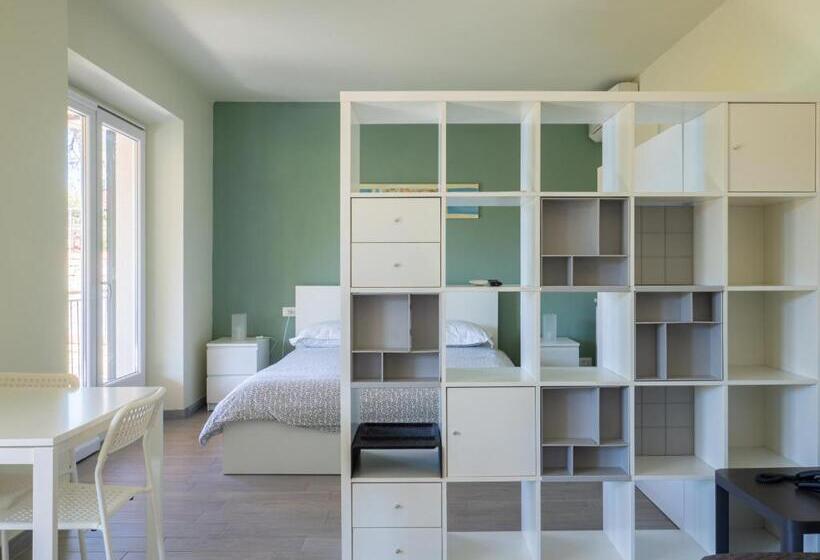 Студио Стандарт с Балконом, Il Nido