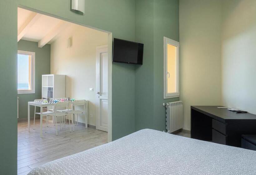 Студио Стандарт с Террасой, Il Nido