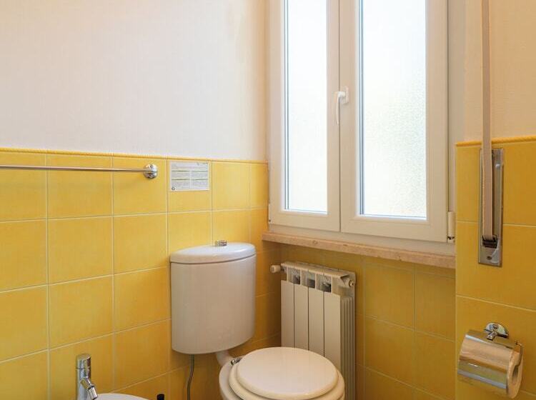 Трехместный Номер Стандарт с Балконом, Il Nido