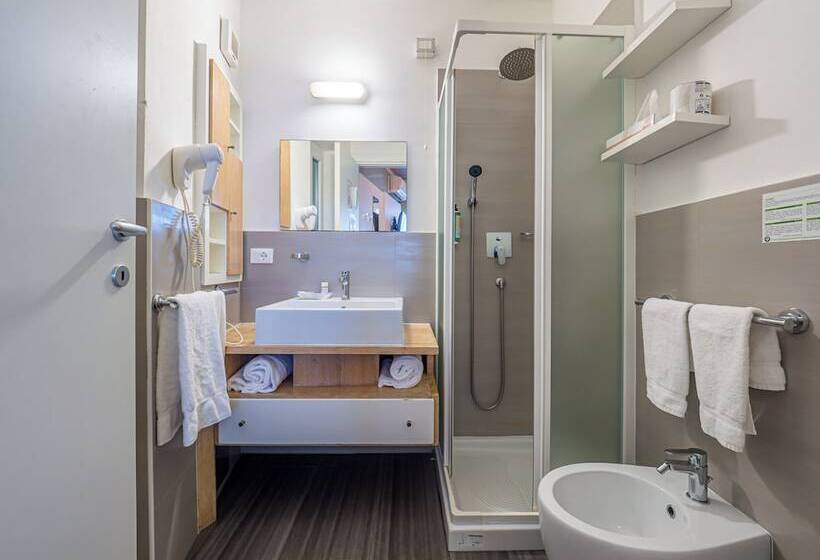 Номер Стандарт Вид на Море, Il Nido