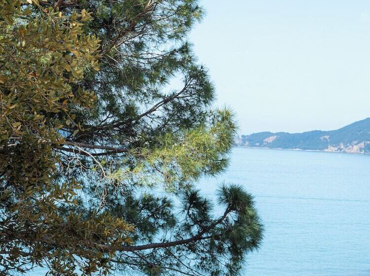 Четырехместный Номер Стандарт Вид на Море, Il Nido