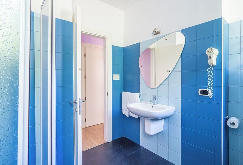 Трежместный Номер Economy, Il Nido