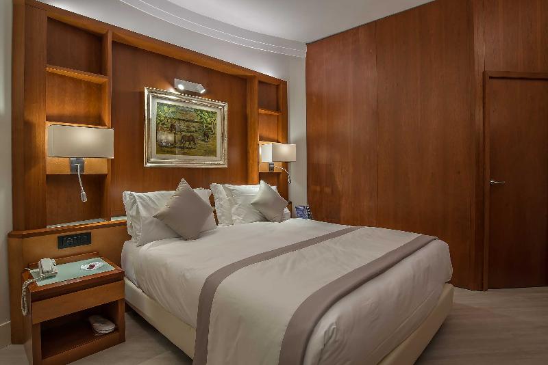 סוויטת ג'וניור, La Giocca