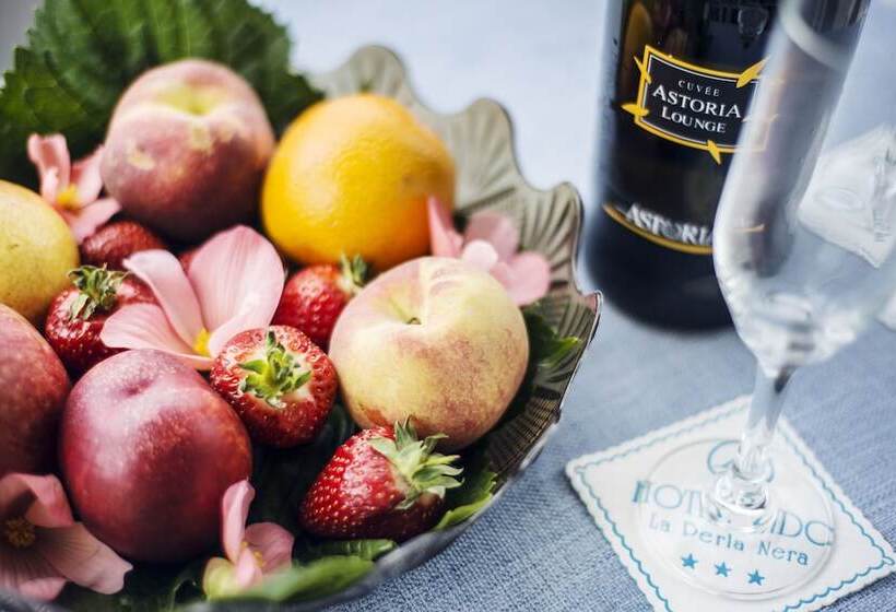 Номер Стандарт, Lido La Perla Nera