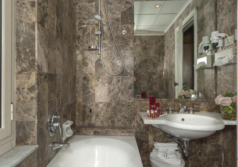 חדר סטנדרט לשלושה, Nord Nuova Roma