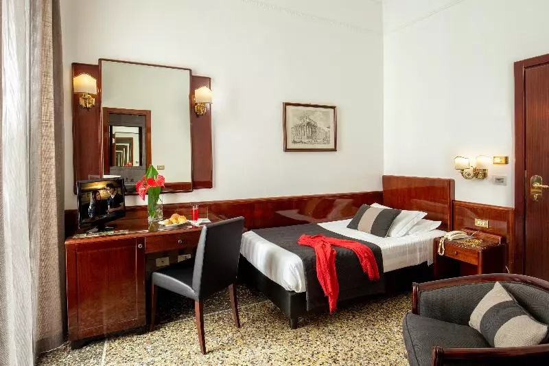 スタンダードシングルルーム, Nord Nuova Roma
