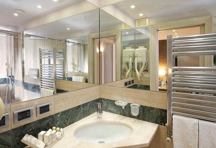 小型套房, Parco Borromeo  Monza Brianza