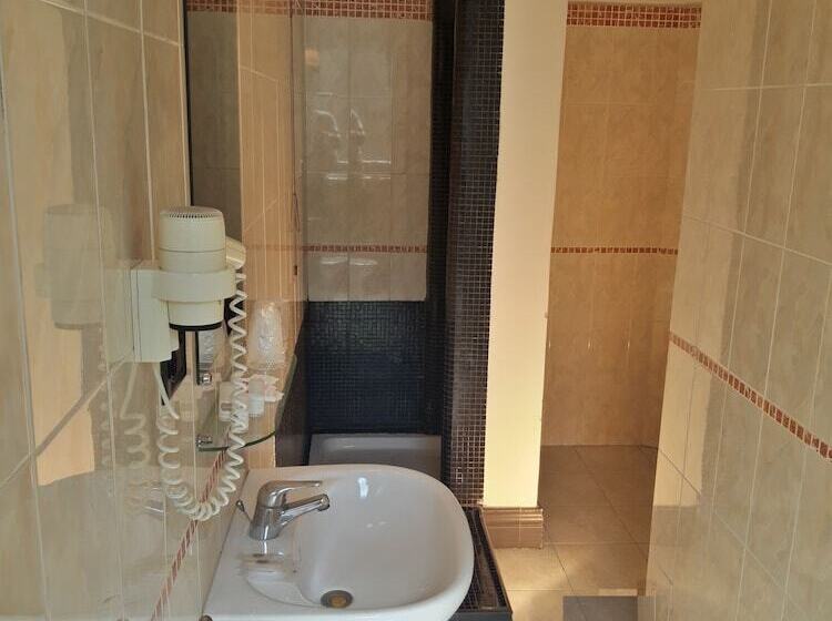 スタンダードトリプルルーム, San Felice