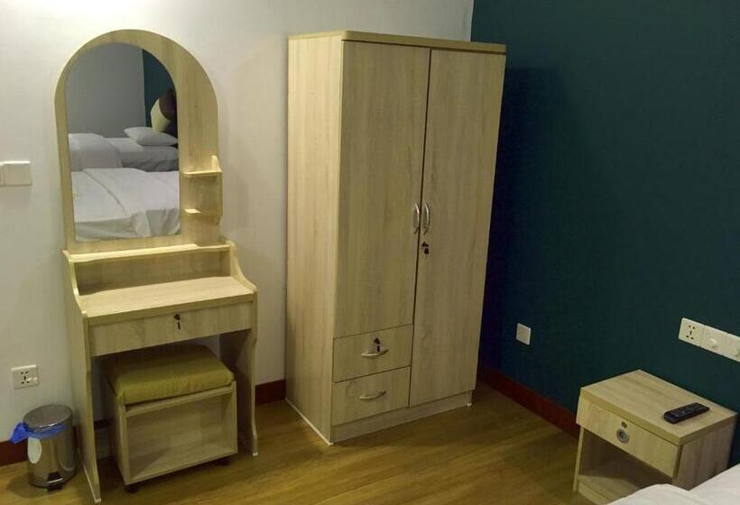 اتاق لوکس, Acqua Blu Rasdhoo