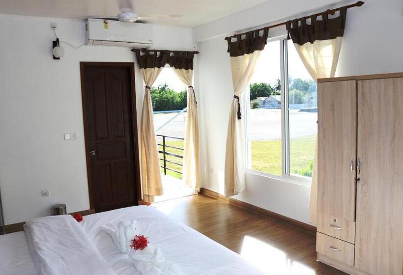 اتاق استاندارد سه تخته با بالکن, Acqua Blu Rasdhoo