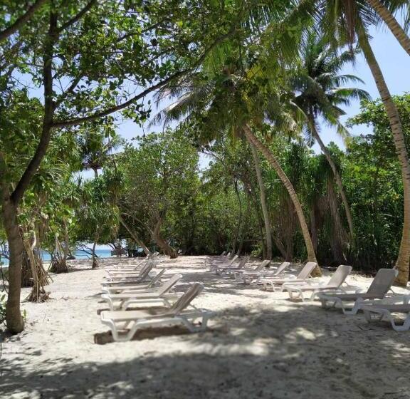 اتاق استاندارد سه تخته با بالکن, Acqua Blu Rasdhoo