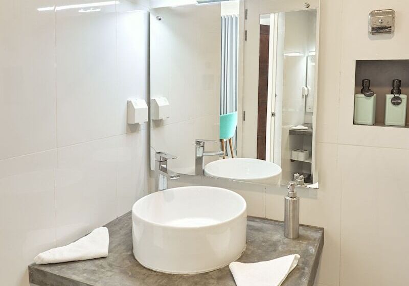 Perhehuone, Bliss Dhigurah