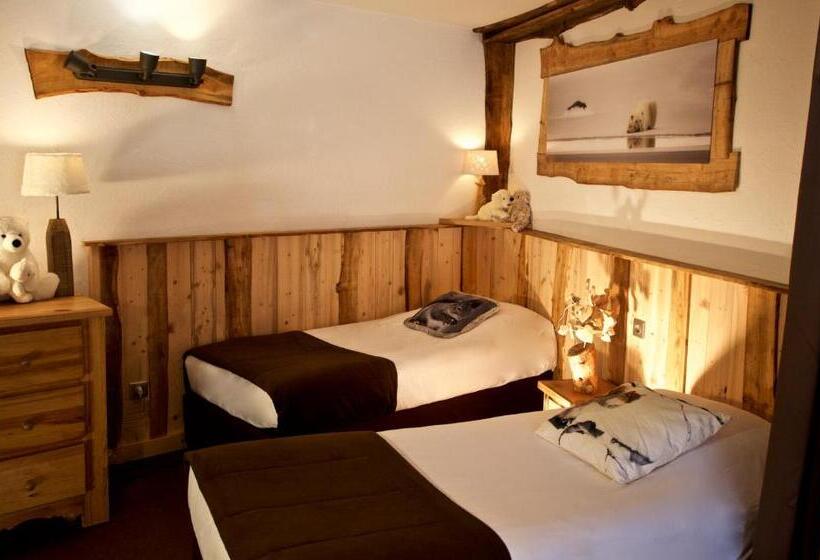 اتاق استاندارد با بالکن, Hôtel Serre Palas