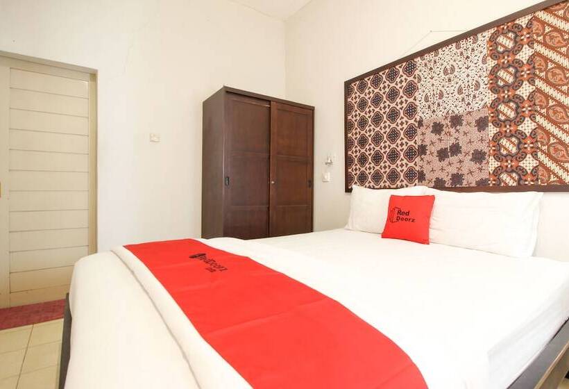 Номер Стандарт, Reddoorz Syariah Near Wijilan Yogyakarta