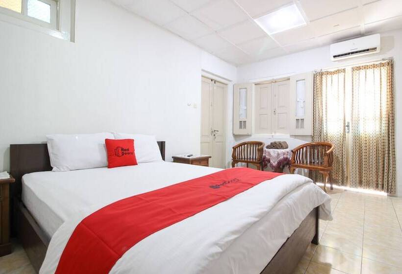 Семейный Номер, Reddoorz Syariah Near Wijilan Yogyakarta