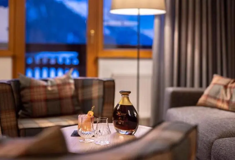 バルコニー付スイート, Defereggental Hotel & Resort