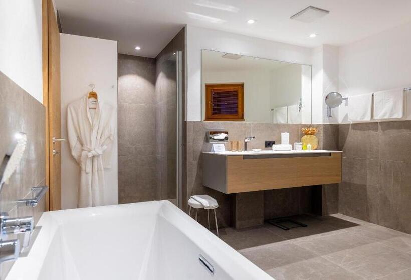 סוויטה עם מרפסת, Defereggental Hotel & Resort