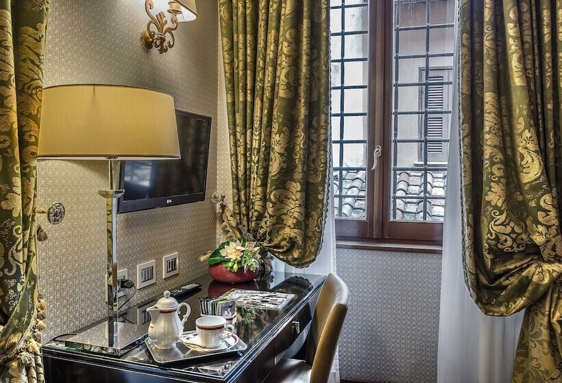 חדר סטנדרט, Albergo Del Senato