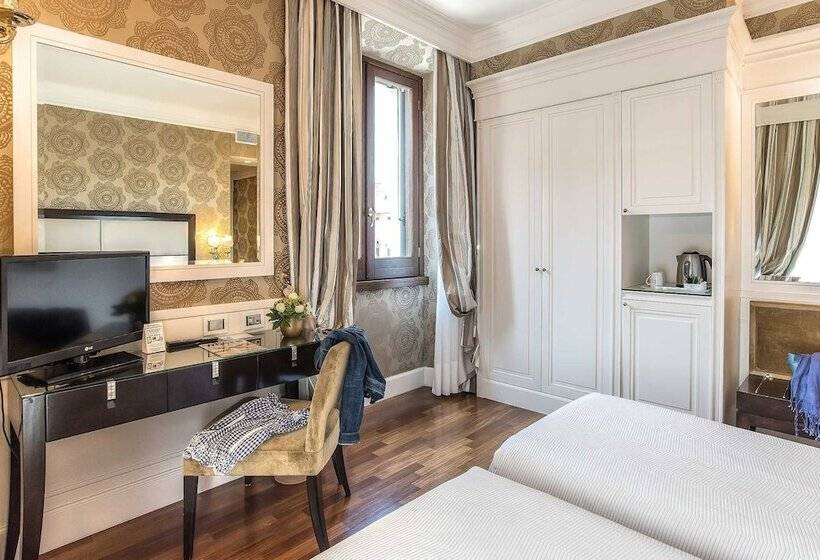 חדר סטנדרט, Albergo Del Senato