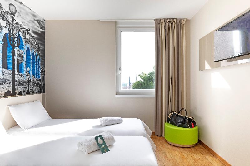 اتاق استاندارد, B&b Hotel Verona