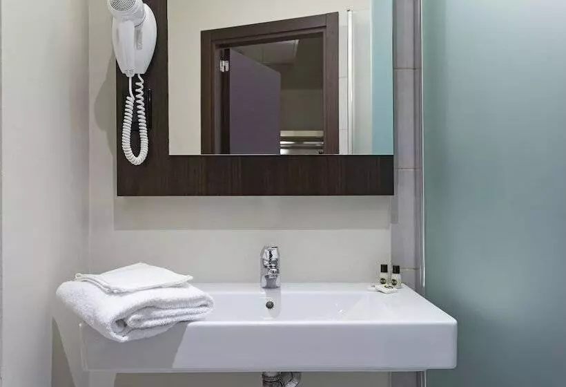 اتاق استاندارد برای معلولان, B&b Hotel Verona