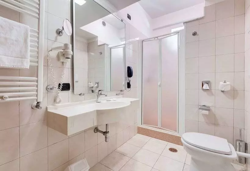 コンフォートルーム, Best Western Hotel Rocca