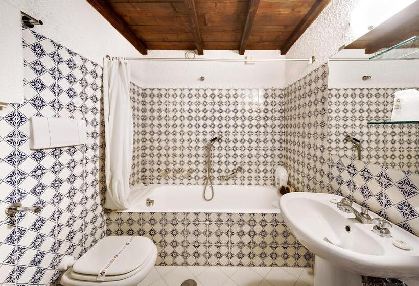 غرفة قياسية بالطابق الأرضى, Colonna San Marco