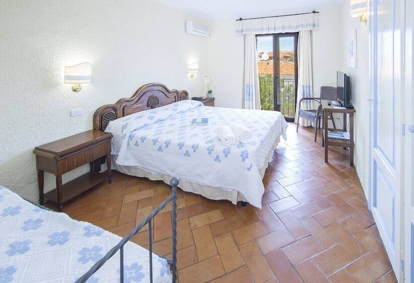 غرفة قياسية ثلاثية, Colonna San Marco