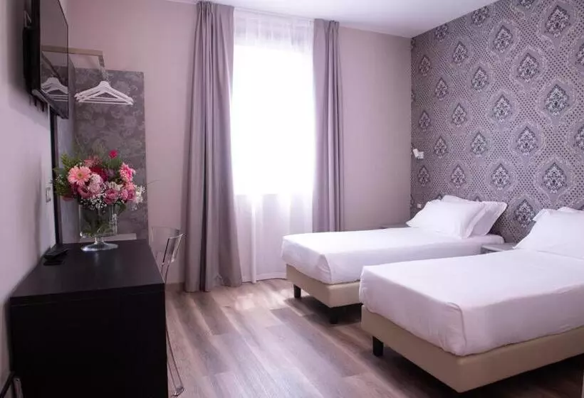 اتاق استاندارد سه نفره, Della Rosa