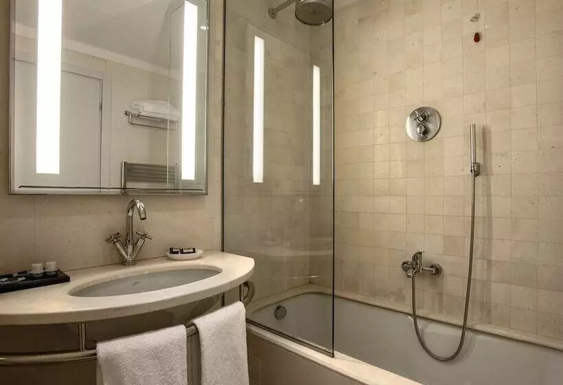 اتاق سوپریور, Flyon Hotel & Conference Center