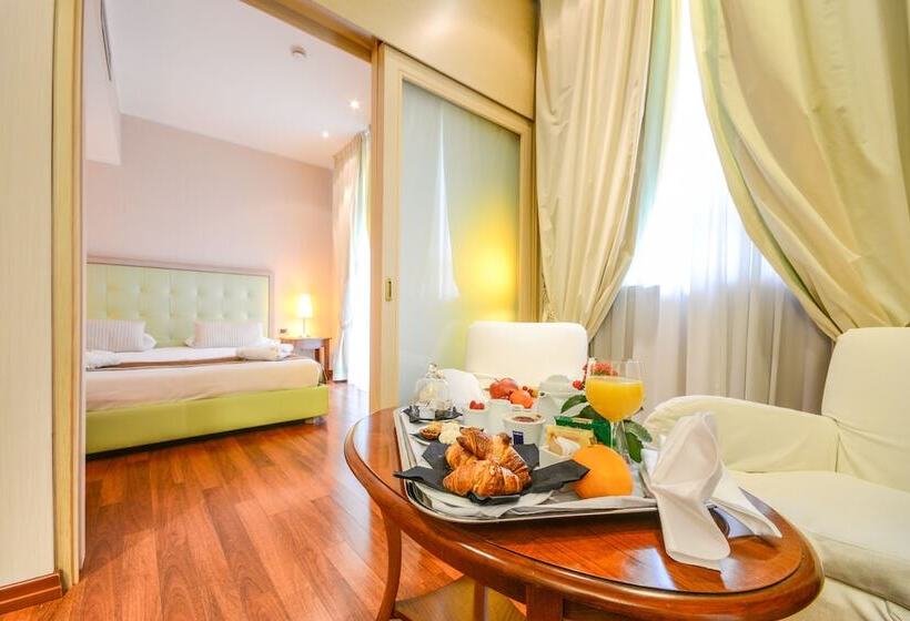 ジュニアスイート, Master