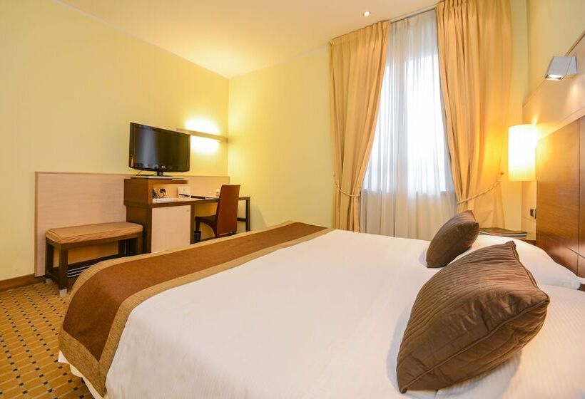 エコノミールーム, Master