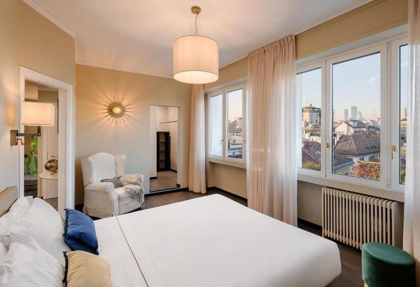 Suite with Terrace, Mentana, By R Collection Hotels