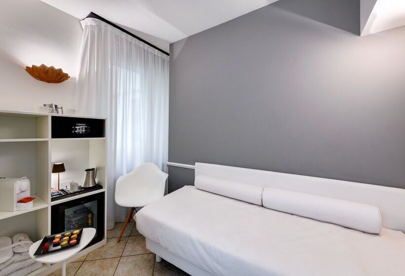 スーペリアールーム, Metropolitan