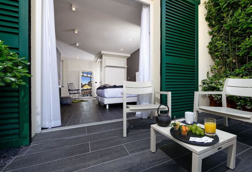 デラックスルーム, Metropolitan