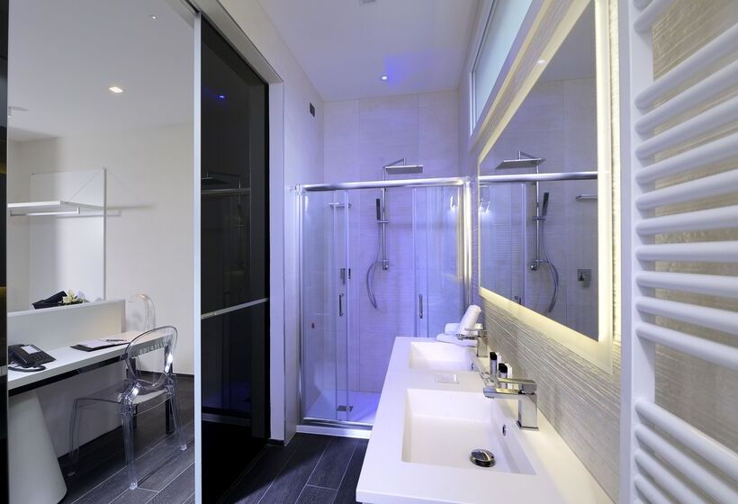 デラックスルーム, Metropolitan