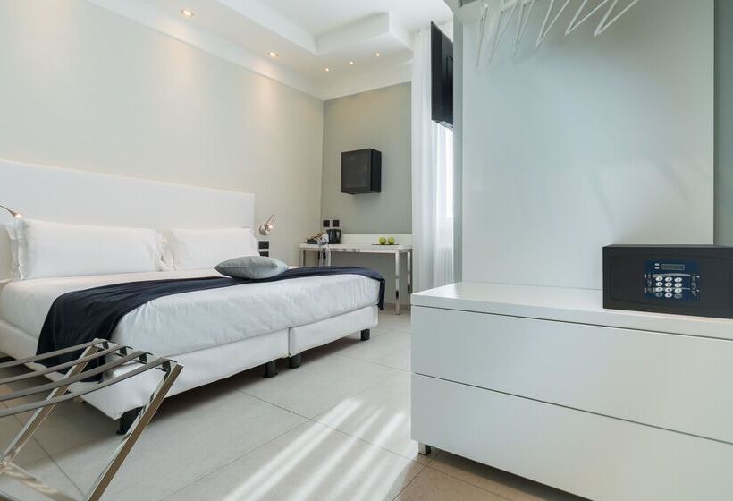 スタンダードルーム, Metropolitan