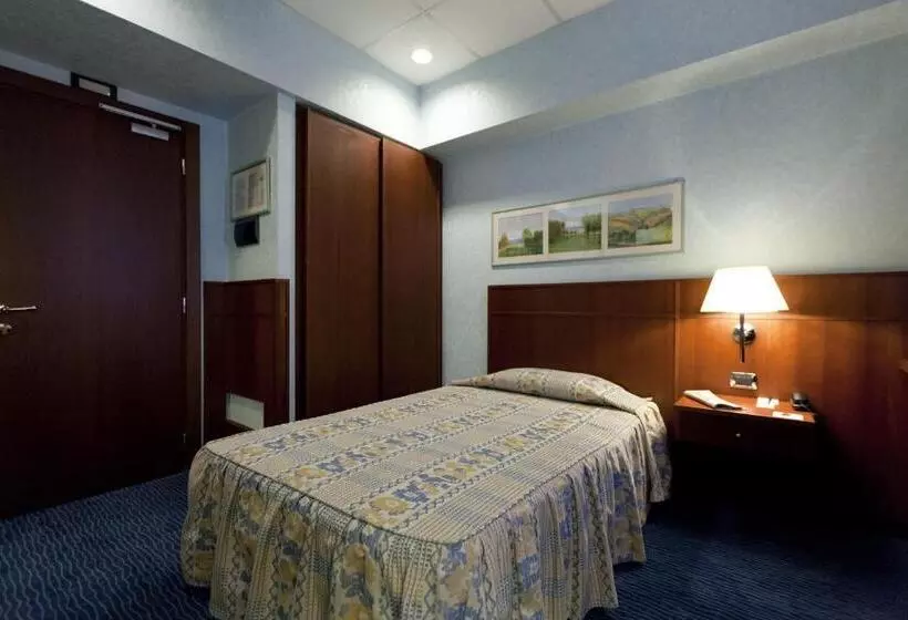 اتاق استاندارد یک نفره, Palace Hotel Moderno