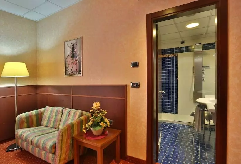 اتاق استاندارد سه نفره, Palace Hotel Moderno